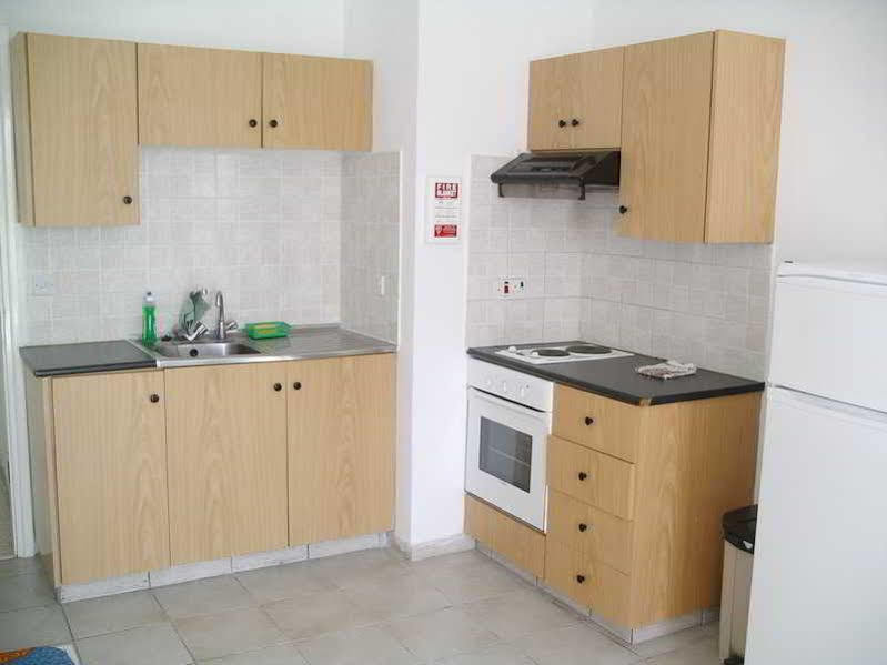 Renos Hotel Apts Polis المظهر الخارجي الصورة